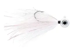 VMC Moontail Jigs White 10,5g Jigghoder utstyrt med bucktail og flash